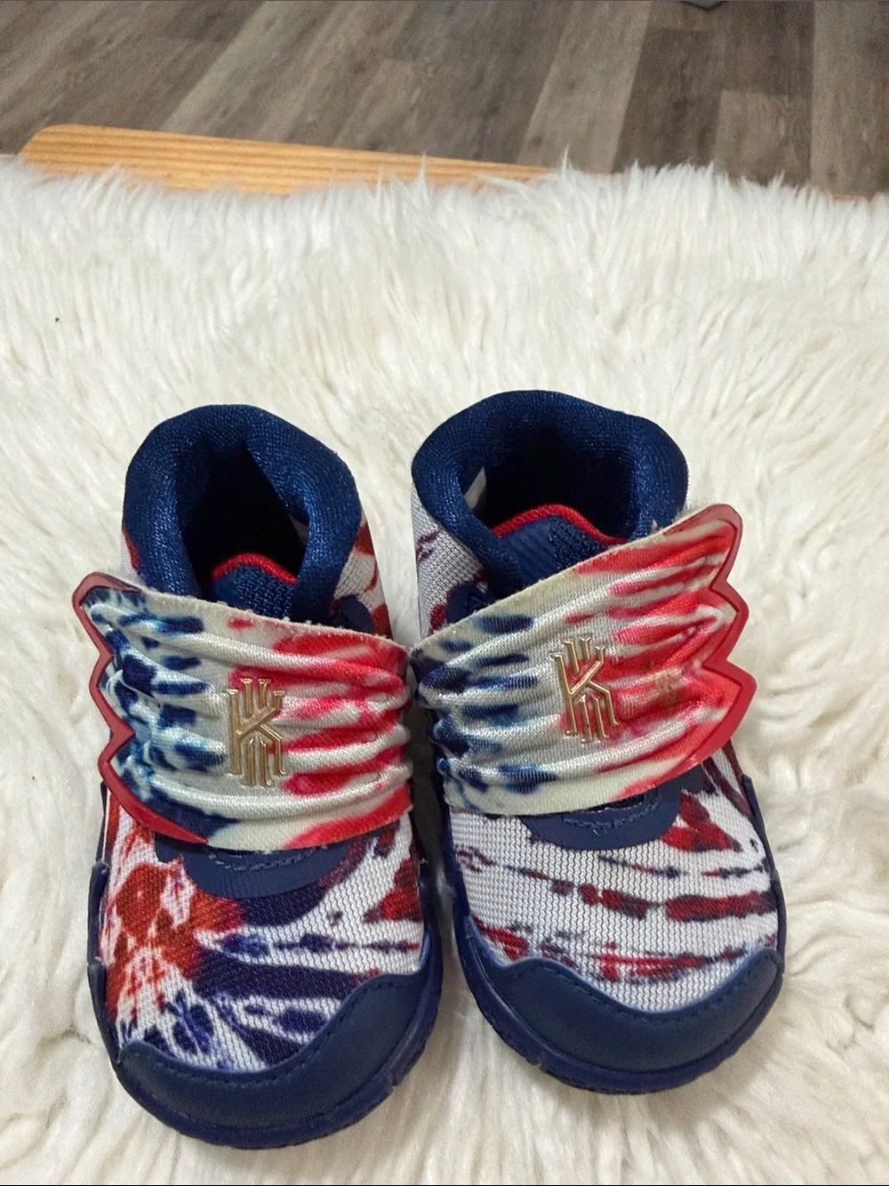 Nike Baby Tie-Dye Slip-On Sneakers in Red, White & Blue Size 4C